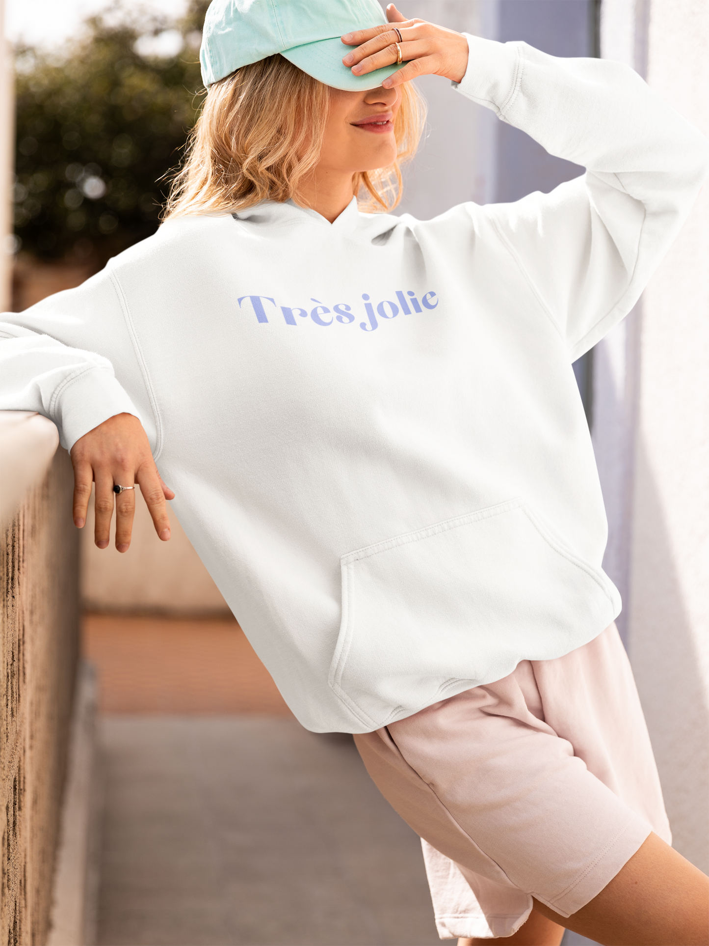 Très Jolie Coquette Lightweight Hooded Sweatshirt